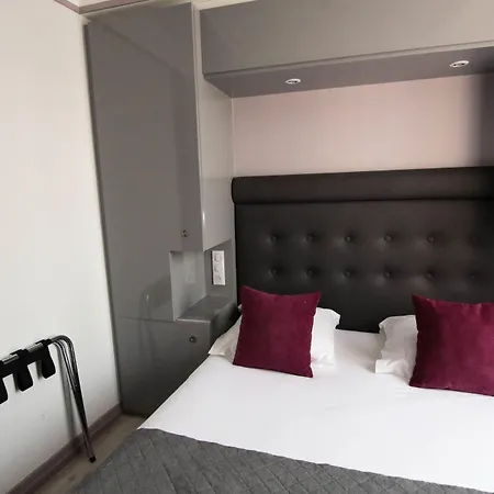 Otel Crystal Centre Reims