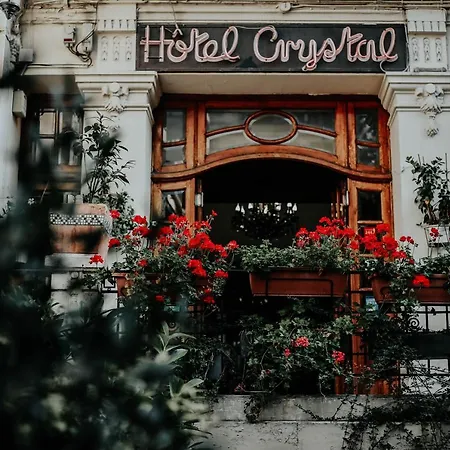 Hotel Crystal Centre 3*