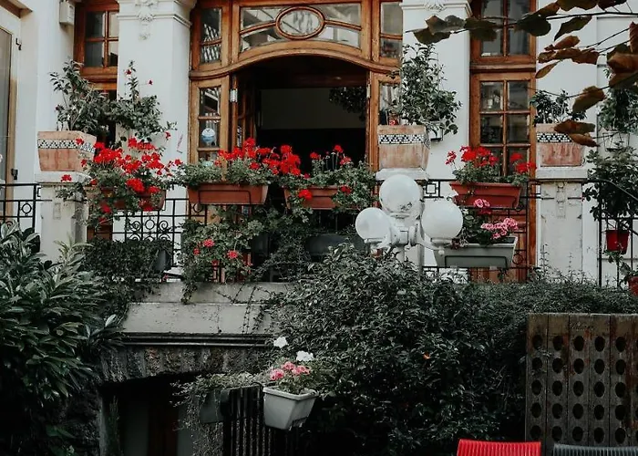 Hotel Crystal Centre