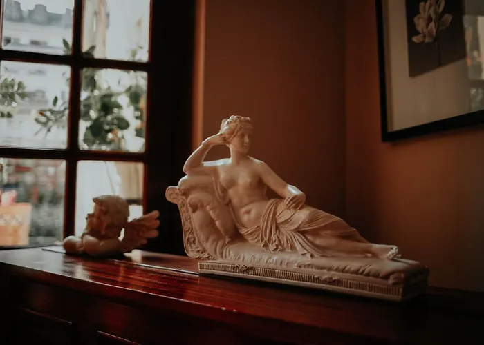 Crystal Centre Hotel